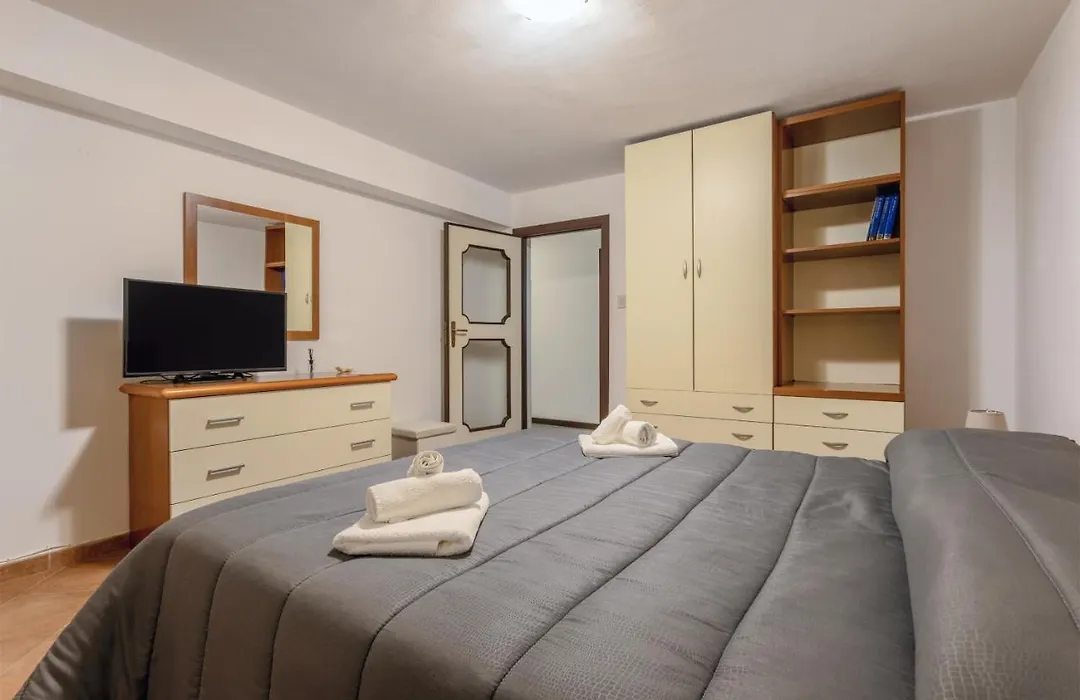 Casa in Villa a Mondello-700m dal mare-1